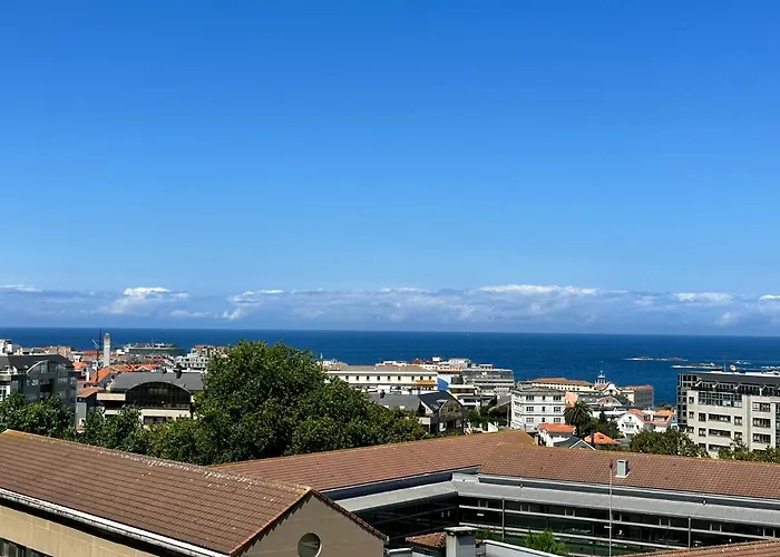 Nebrija Derecha